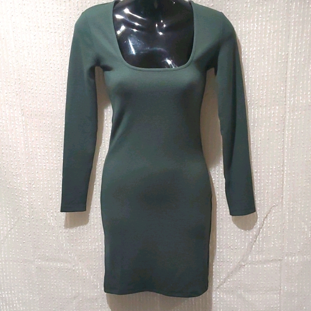 ❤New ZARA knit green dress